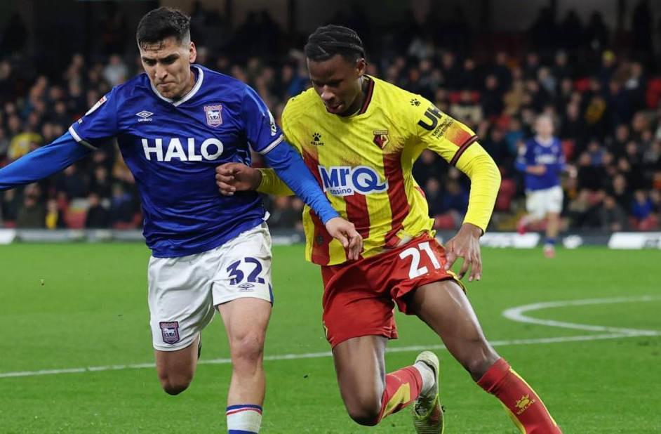 v站-曼城外租小将姆富尼：人人的目标都是进一线队，那里氛围很好